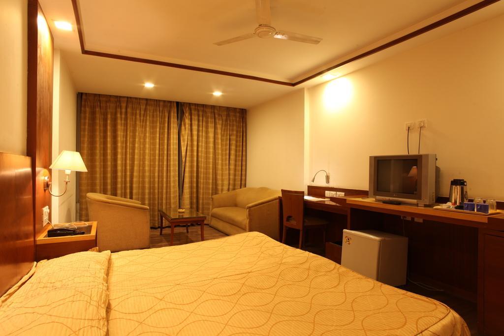 Hotel Jammu Ashok Habitación foto